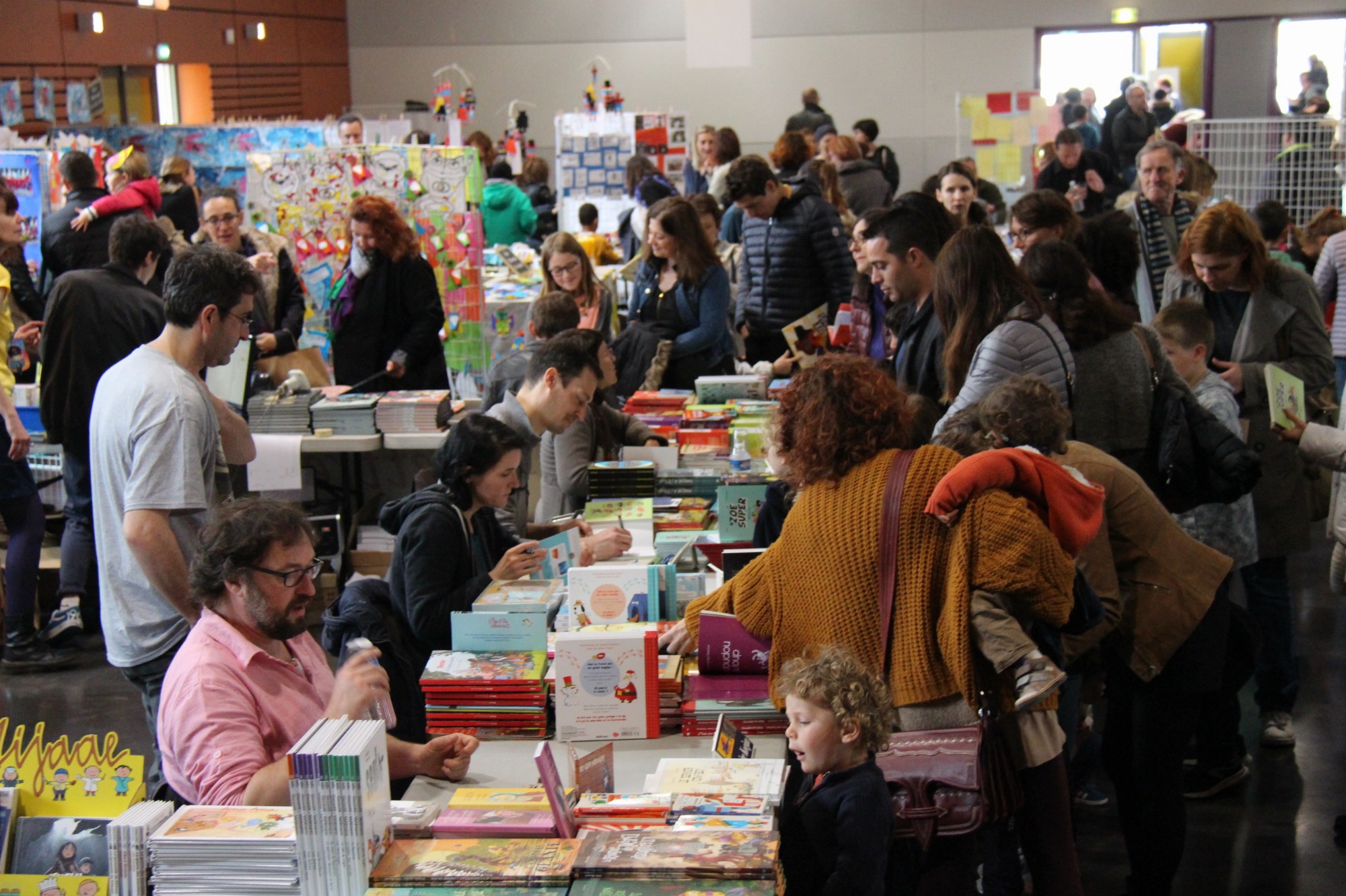 Salon du livre jeunesse_Saint-Martin-de-Crau