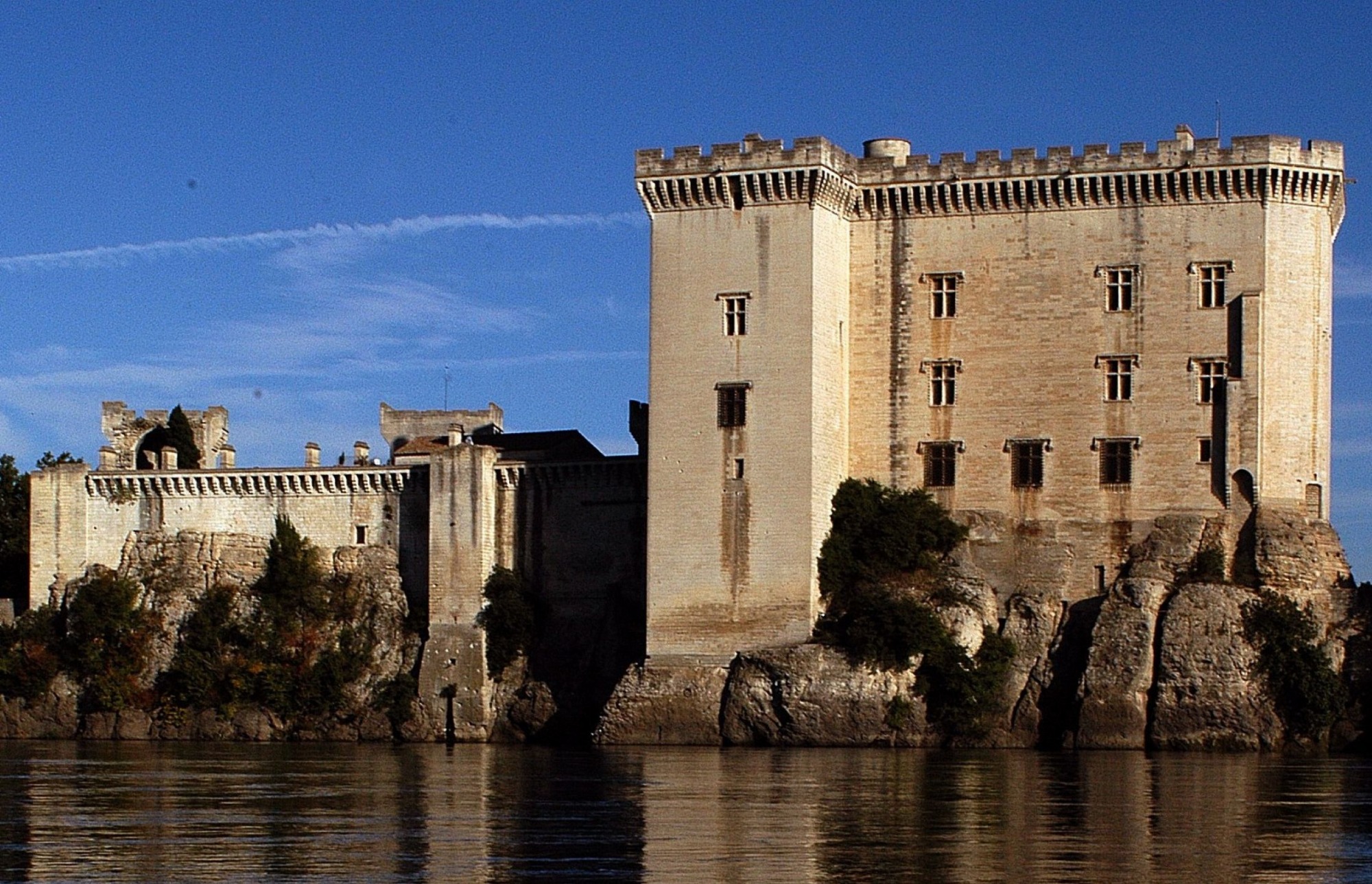 Le Rhône vu du Château !_Tarascon