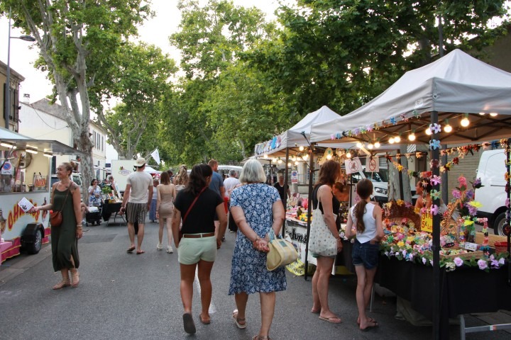 Marché nocturne_Saint-Martin-de-Crau